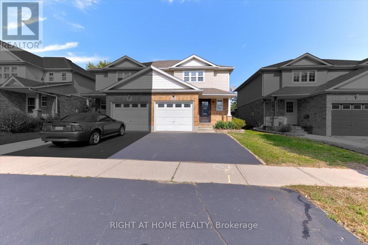 40 WATERCRESS COURT, Kitchener, Ontario