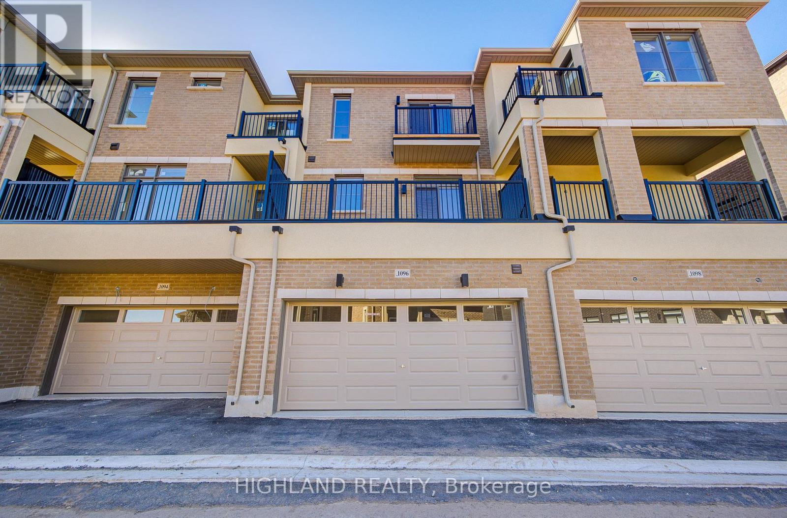 1096 Wheat Boom Drive, Oakville, Ontario  L6H 7H5 - Photo 44 - W12443386