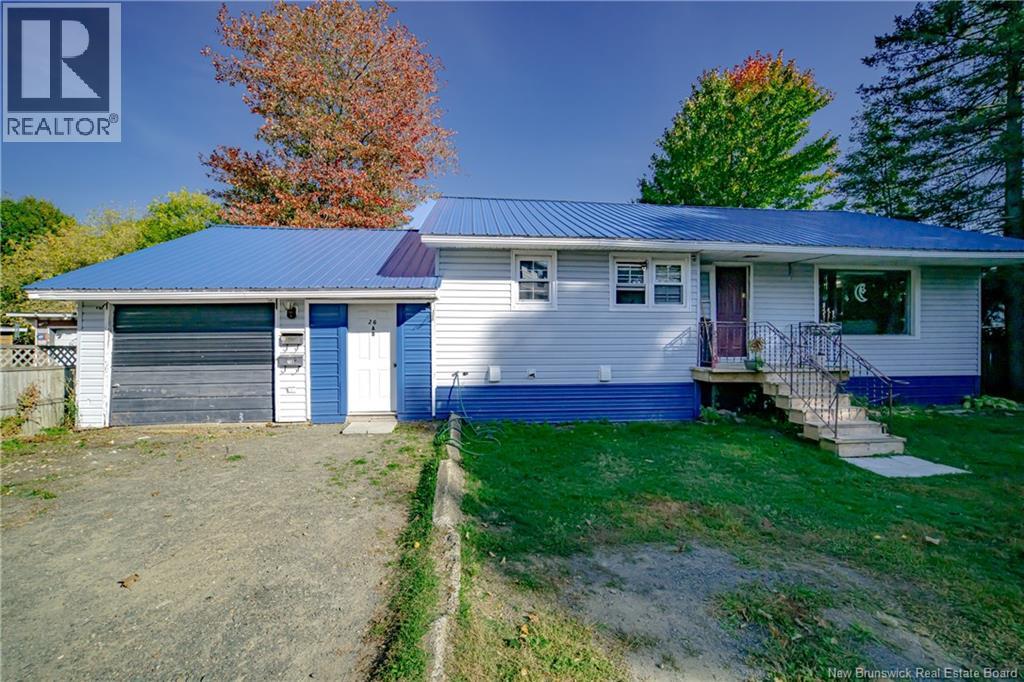 26 Hachey Avenue, Fredericton, New Brunswick  E3A 3X6 - Photo 4 - NB128242
