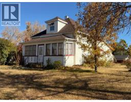 103 2 Street W