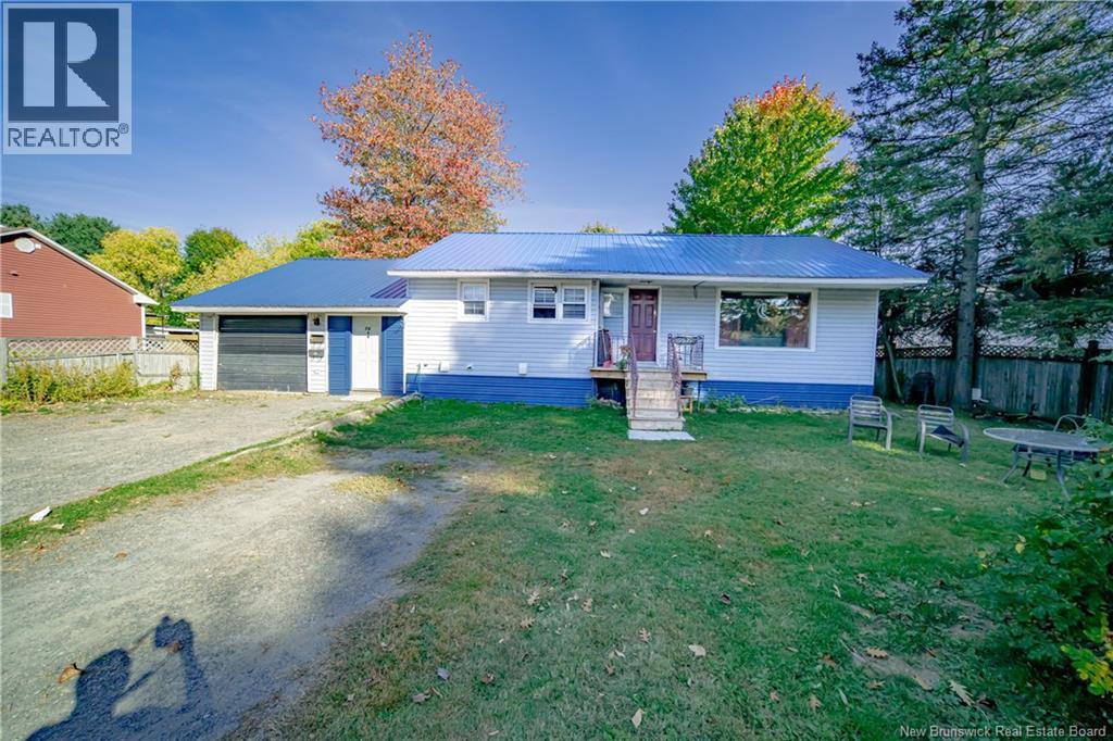 26 Hachey Avenue, Fredericton, New Brunswick  E3A 3X6 - Photo 7 - NB128249