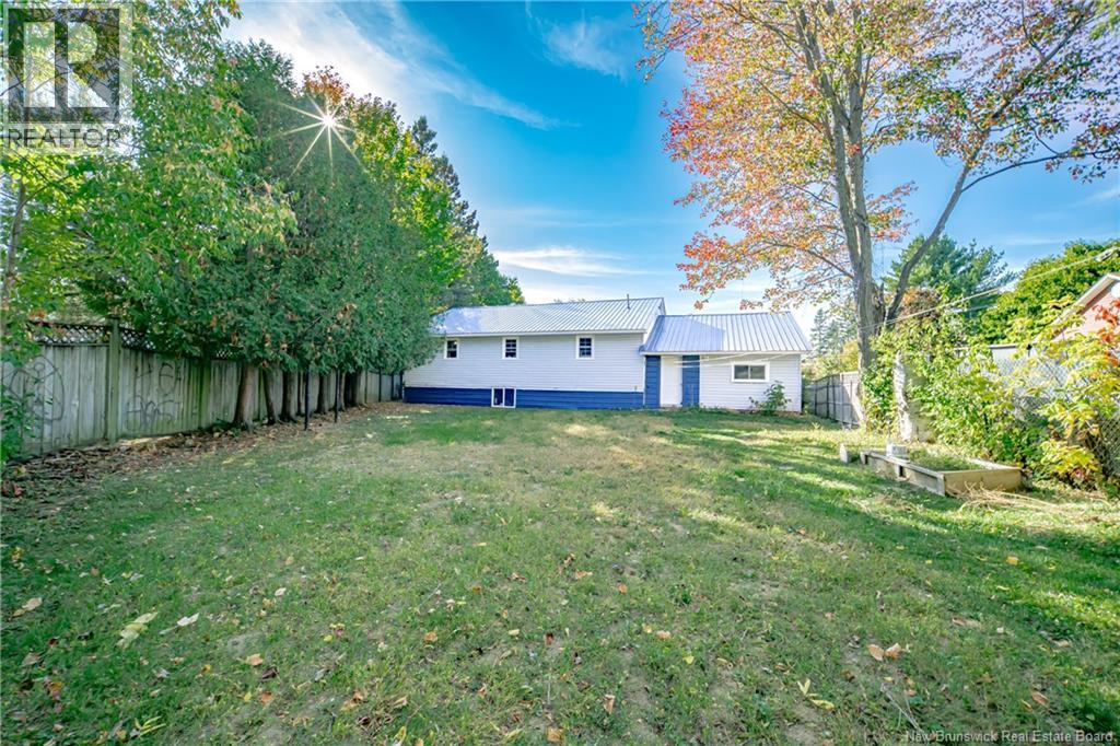 26 Hachey Avenue, Fredericton, New Brunswick  E3A 3X6 - Photo 30 - NB128249