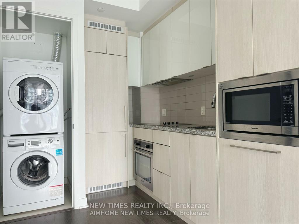 4807 - 125 Blue Jays Way, Toronto, Ontario  M5V 0N5 - Photo 3 - C12453256