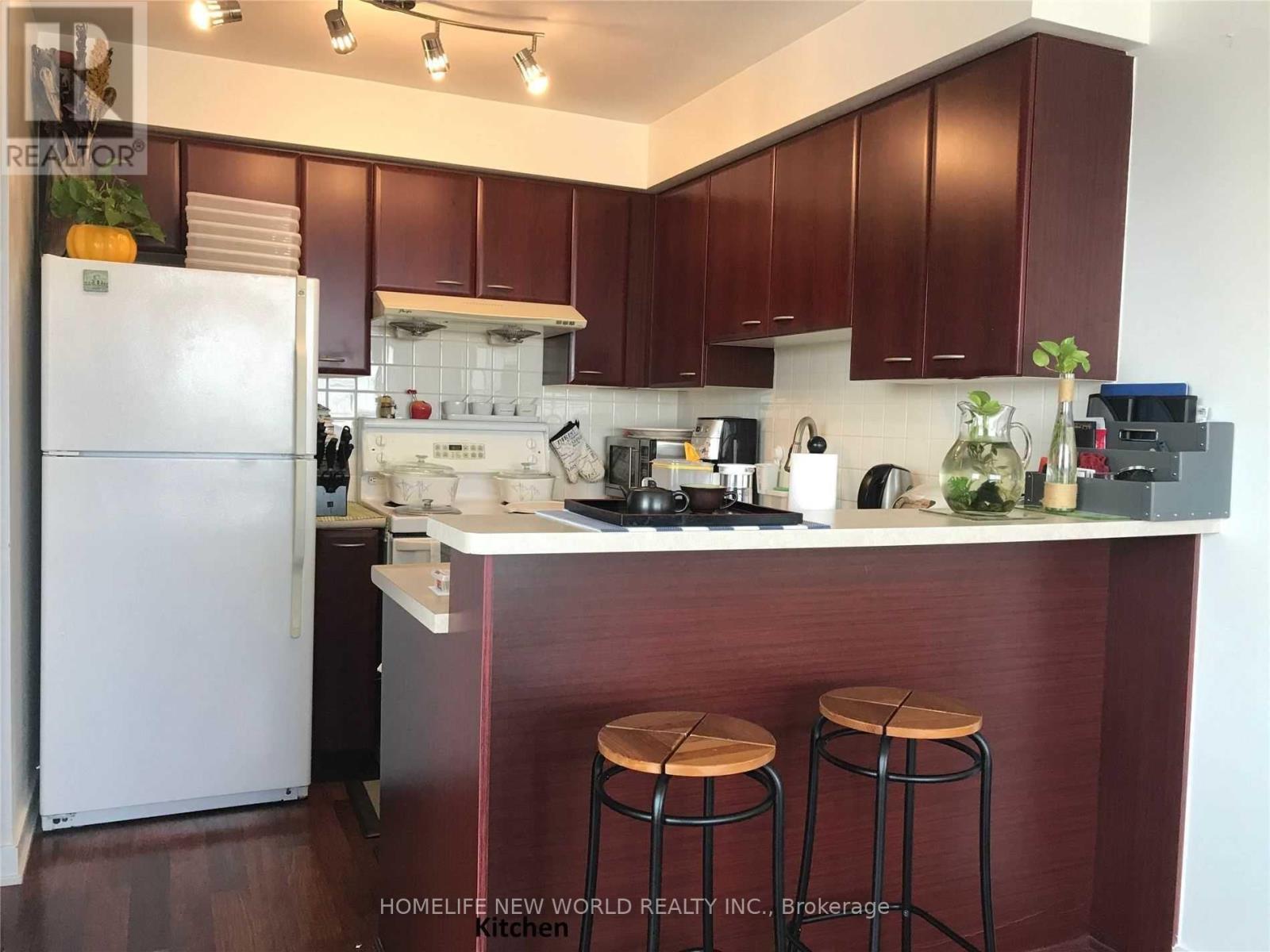 3210 - 36 Lee Centre Drive, Toronto, Ontario  M1H 3K2 - Photo 6 - E12453244