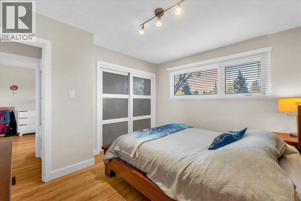 74 Walnut Drive Sw, Calgary, Alberta  T3C 3H3 - Photo 10 - A2259786