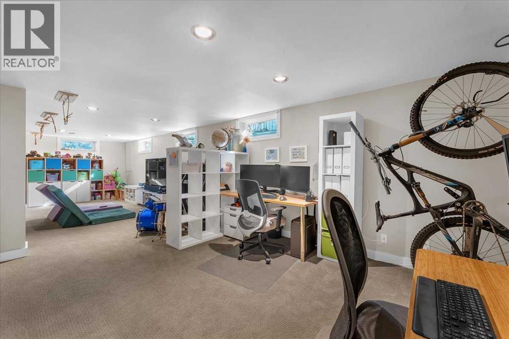 74 Walnut Drive Sw, Calgary, Alberta  T3C 3H3 - Photo 34 - A2259786