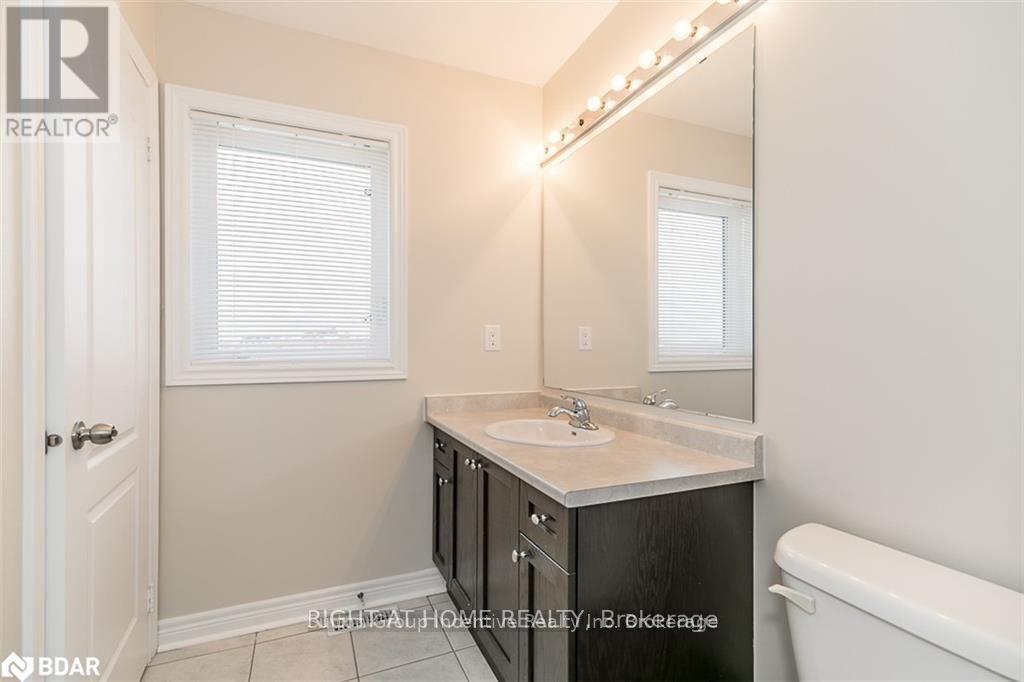 98 Pearcey Crescent, Barrie, Ontario  L4N 6R7 - Photo 14 - S12453246