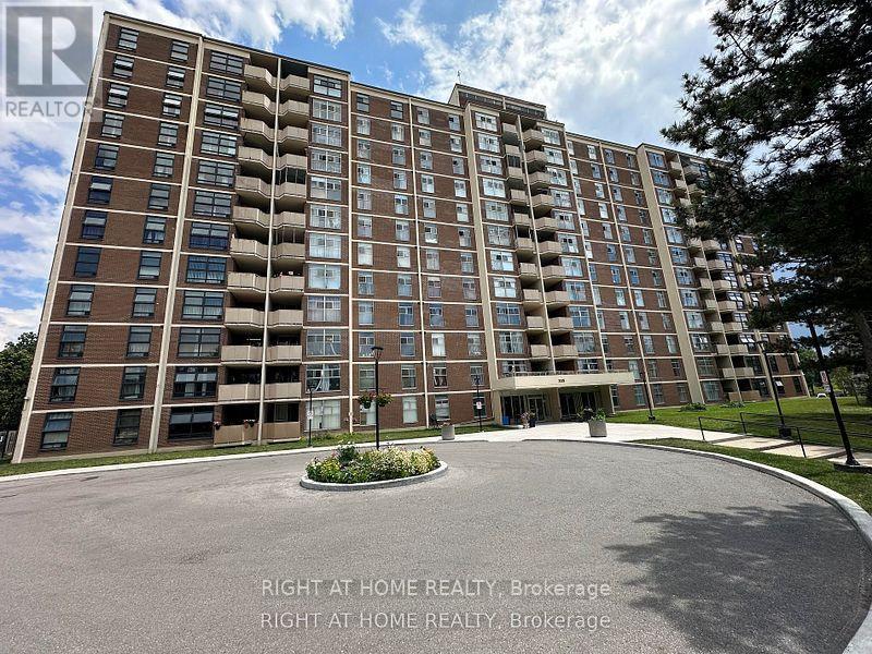 211 - 335 DRIFTWOOD AVENUE, Toronto, Ontario