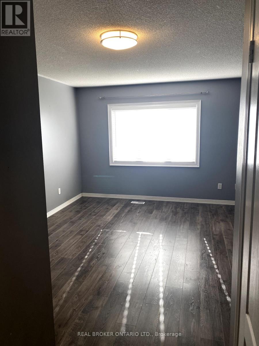 Upper - 80 Redfinch Way, Brampton, Ontario  L7A 2B1 - Photo 10 - W12453248