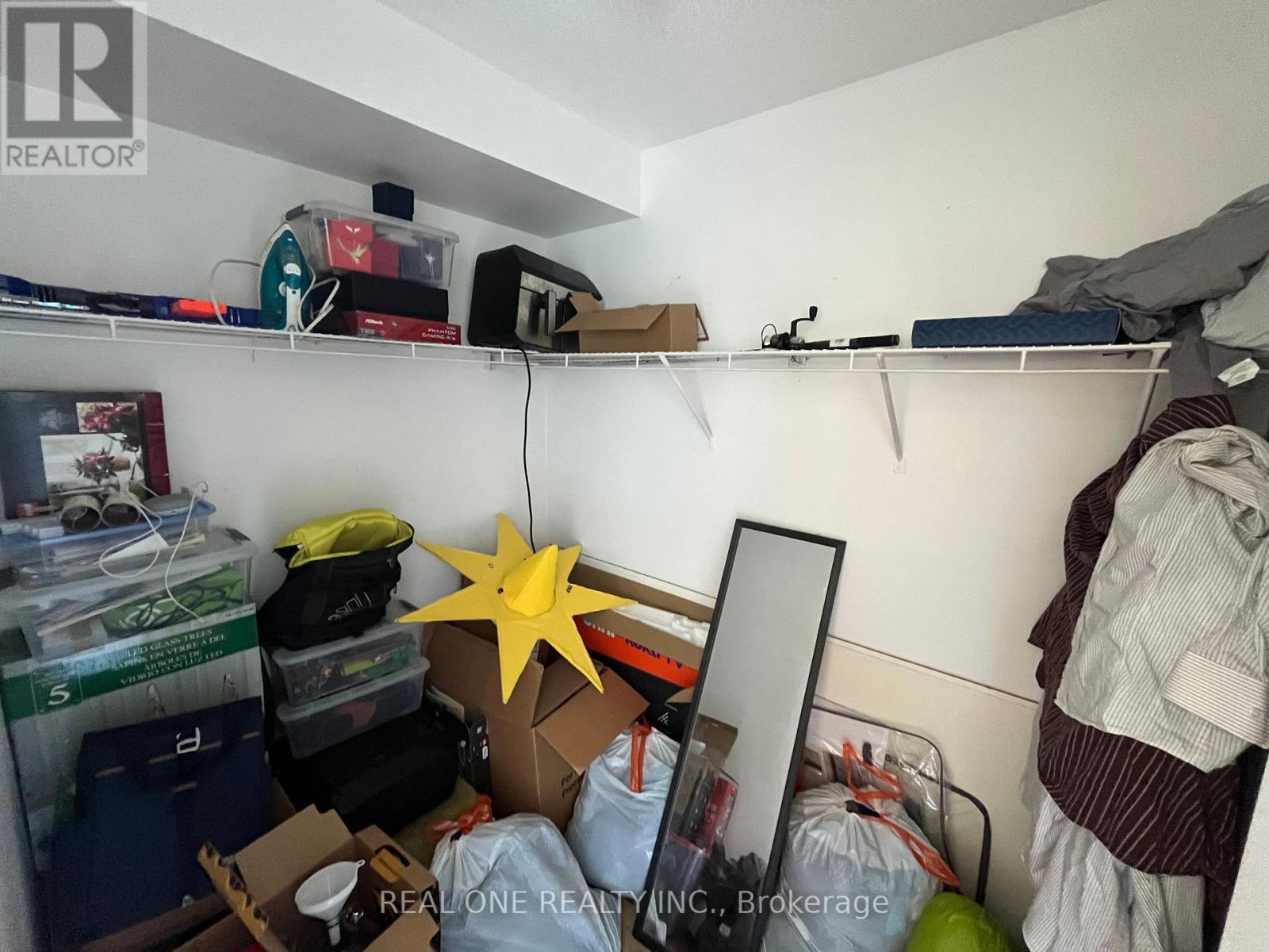 1504 - 101 Subway Crescent, Toronto, Ontario  M9B 6K4 - Photo 5 - W12453250