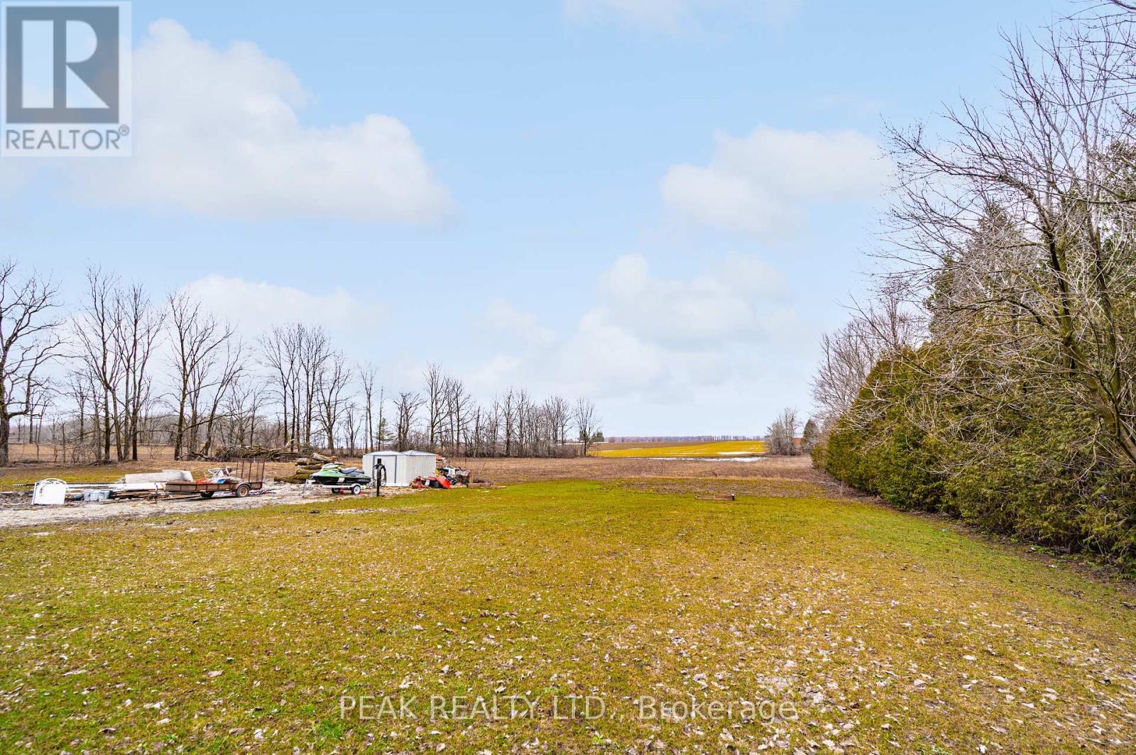 1020 Victoria Street, West Grey, Ontario  N0G 1C0 - Photo 40 - X12453254