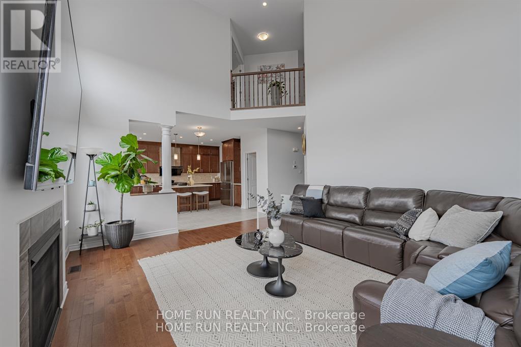 609 Triangle Street, Ottawa, Ontario  K2V 0L8 - Photo 17 - X12453262