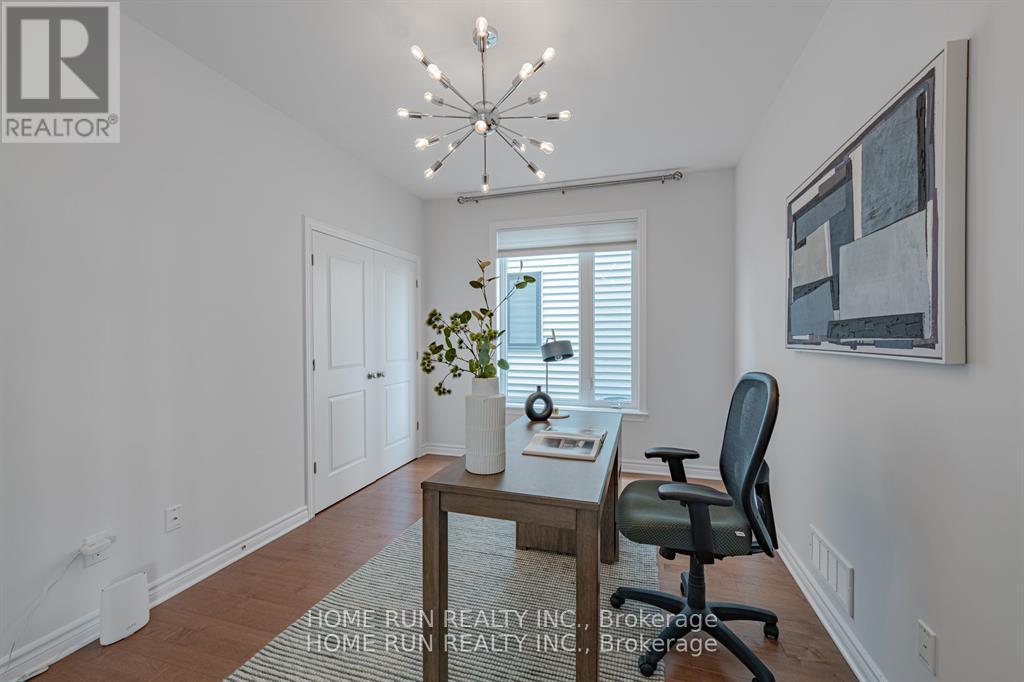 609 Triangle Street, Ottawa, Ontario  K2V 0L8 - Photo 21 - X12453262