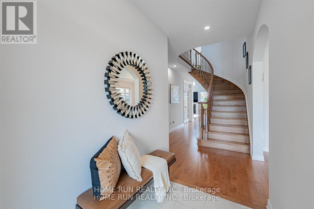 609 Triangle Street, Ottawa, Ontario  K2V 0L8 - Photo 3 - X12453262