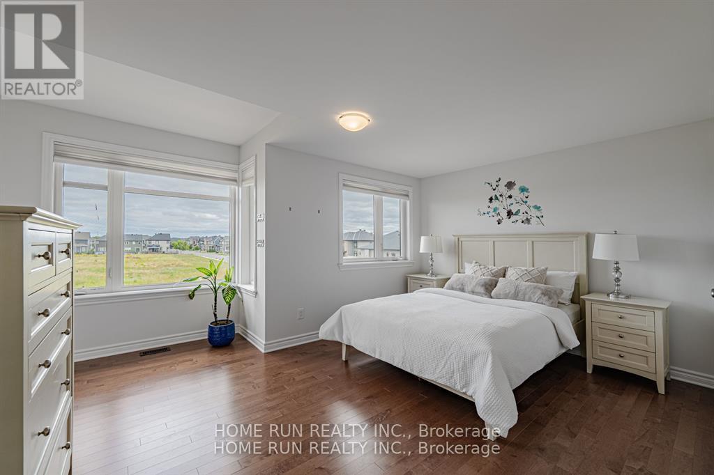 609 Triangle Street, Ottawa, Ontario  K2V 0L8 - Photo 37 - X12453262