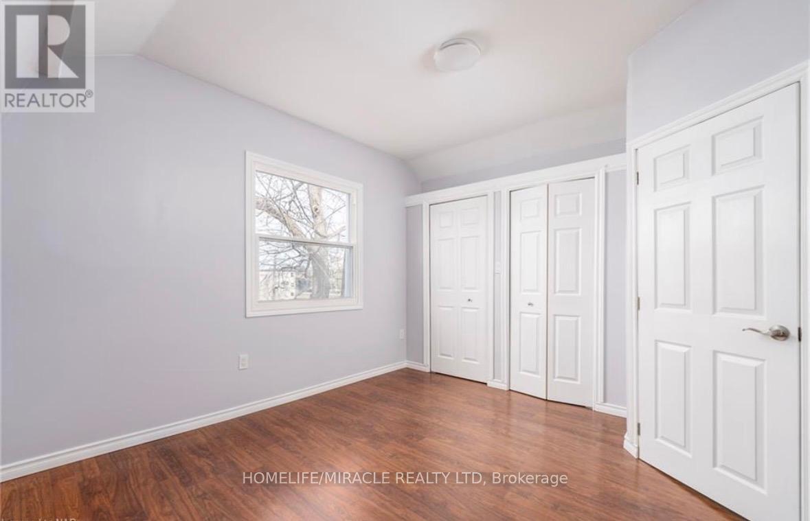 4249 Elgin Street, Niagara Falls, Ontario  L2E 2X7 - Photo 17 - X12448446