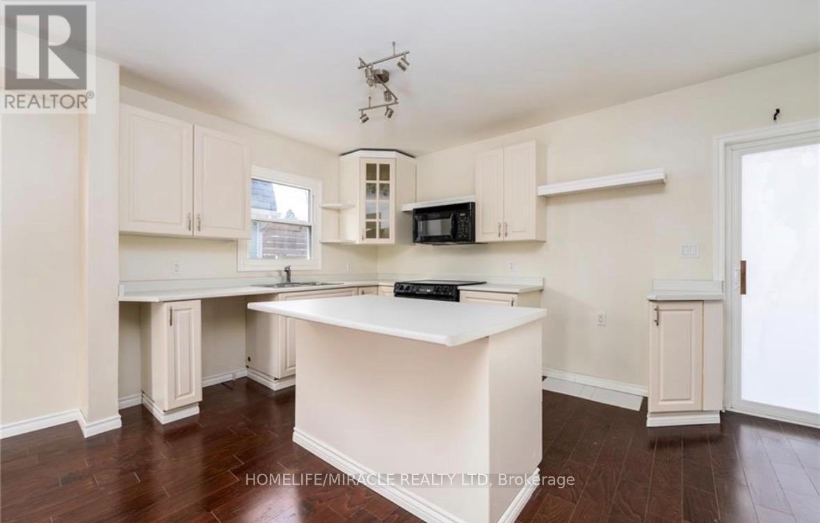 4249 Elgin Street, Niagara Falls, Ontario  L2E 2X7 - Photo 13 - X12448446