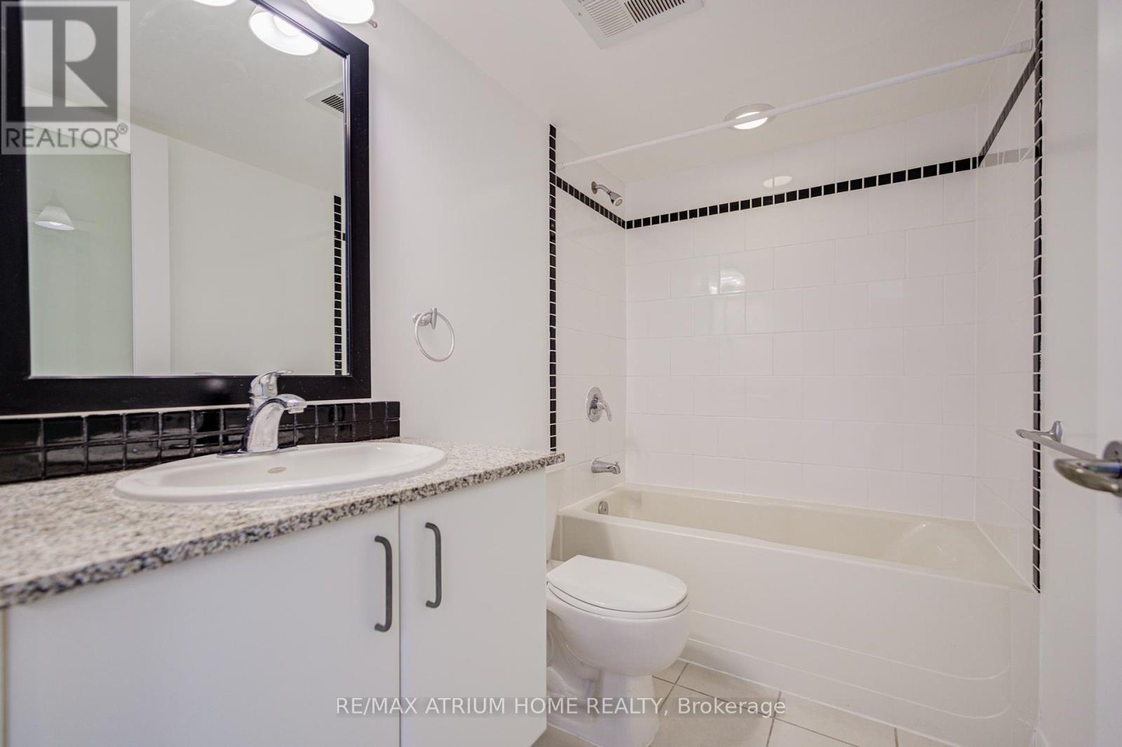 1810 - 33 Sheppard Avenue E, Toronto, Ontario  M2N 7K1 - Photo 13 - C12453263