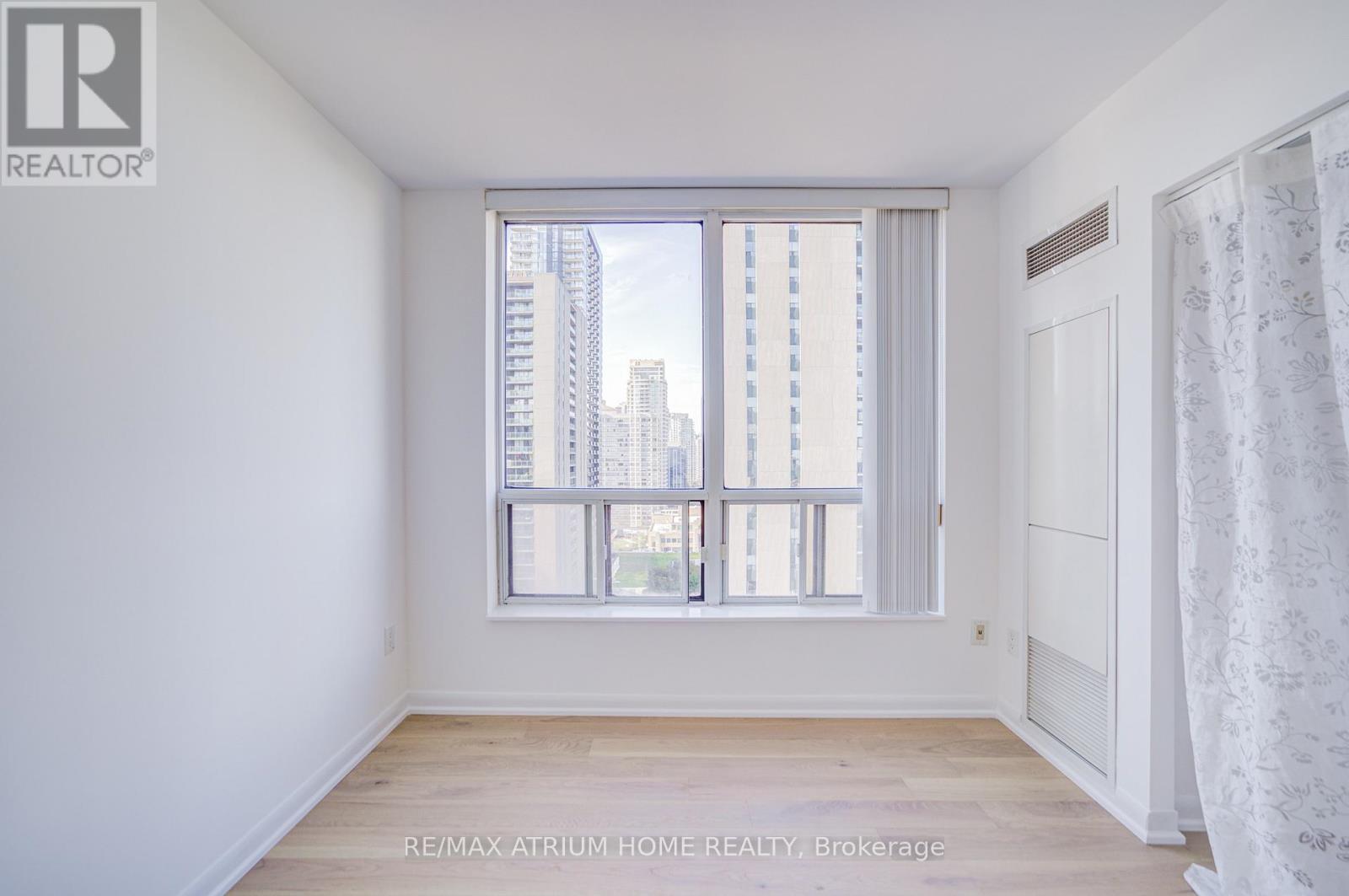 1810 - 33 Sheppard Avenue E, Toronto, Ontario  M2N 7K1 - Photo 23 - C12453263