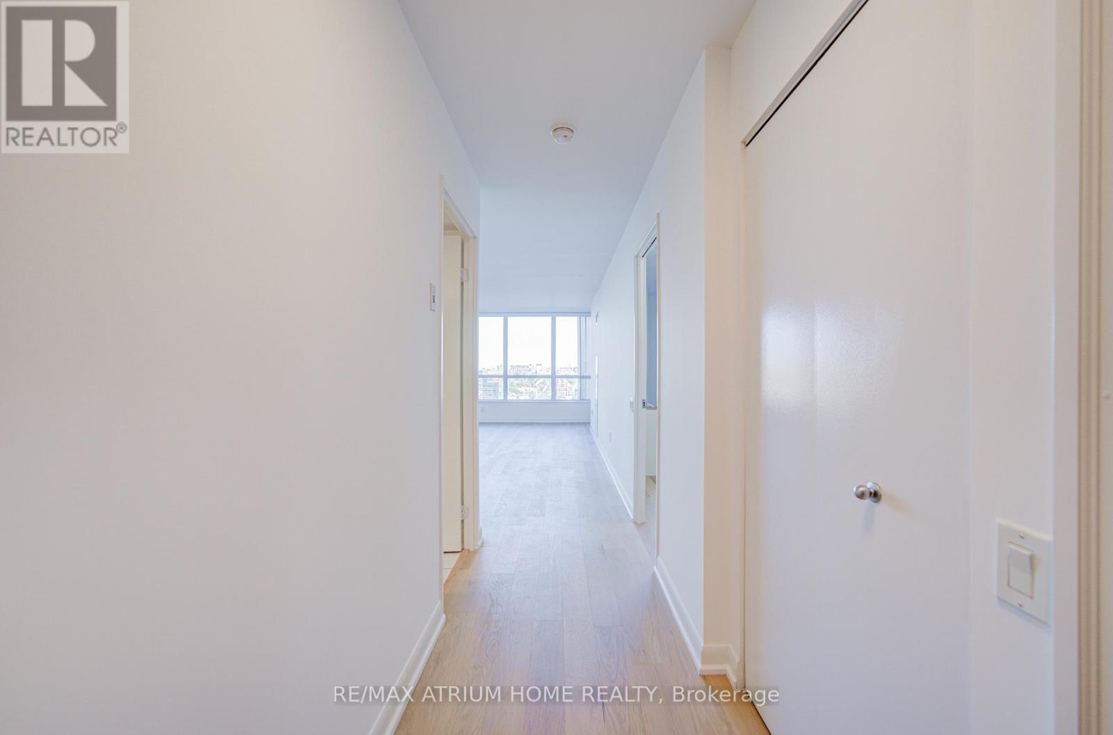 1810 - 33 Sheppard Avenue E, Toronto, Ontario  M2N 7K1 - Photo 4 - C12453263