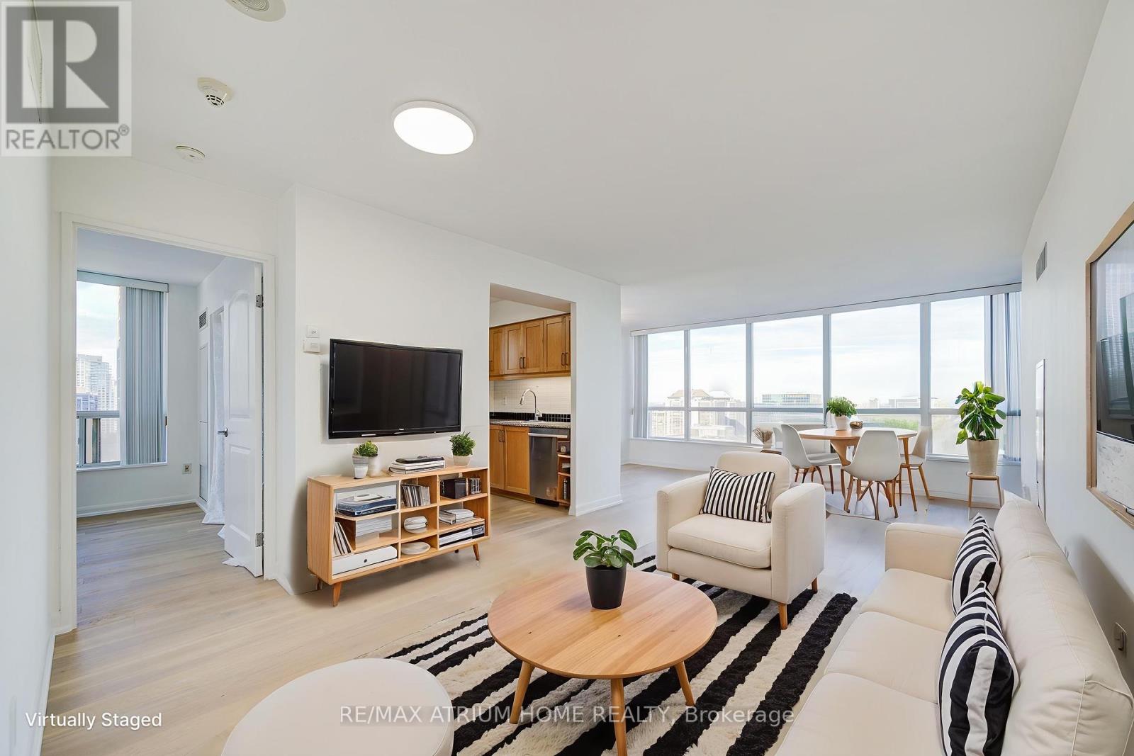 1810 - 33 Sheppard Avenue E, Toronto, Ontario  M2N 7K1 - Photo 6 - C12453263