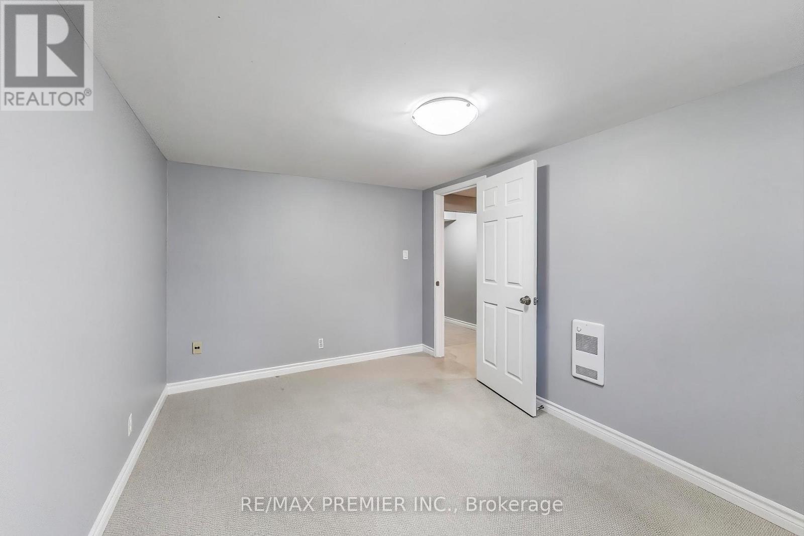 5 Golfdale Road, Barrie, Ontario  L4N 6R5 - Photo 29 - S12453266
