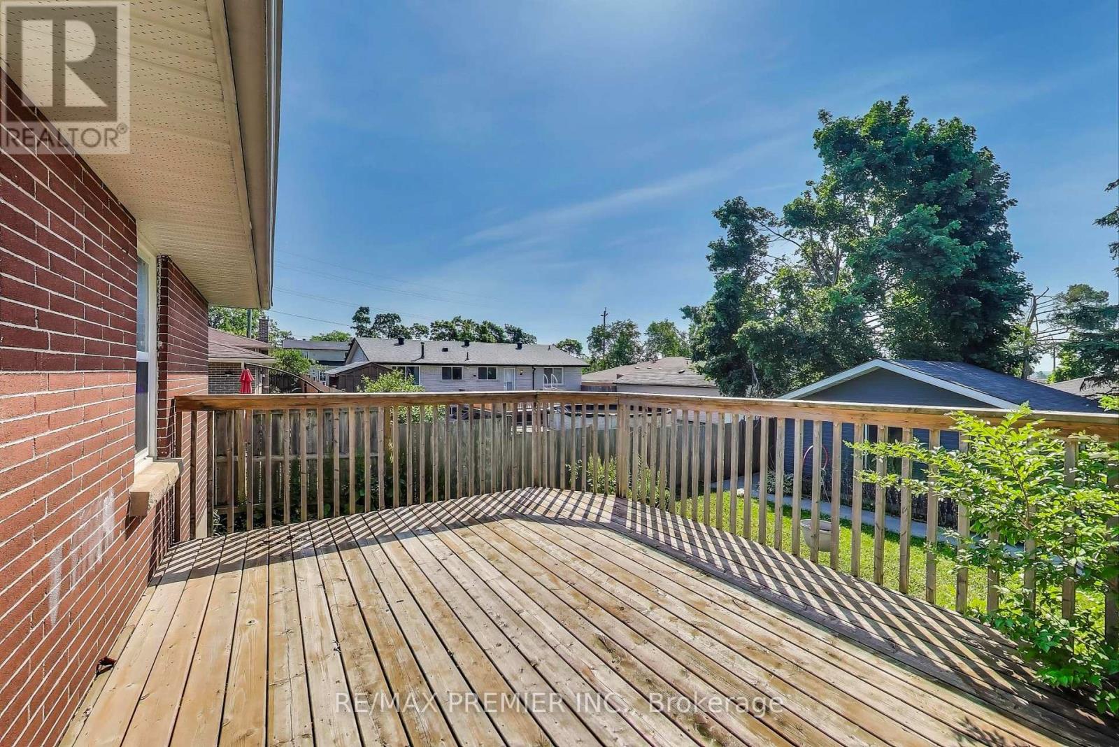 5 Golfdale Road, Barrie, Ontario  L4N 6R5 - Photo 32 - S12453266