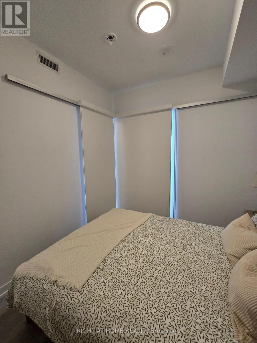 1014 - 285 Dufferin Street, Toronto, Ontario  M6K 0J2 - Photo 18 - W12453267