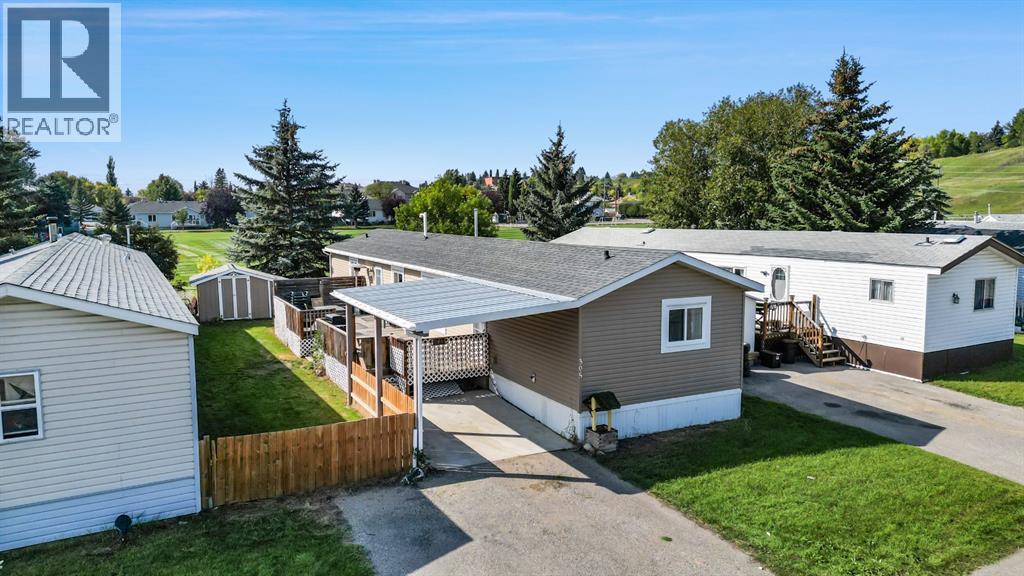 305 Stanley Avenue, Okotoks, Alberta  T1S 1M5 - Photo 1 - A2256943