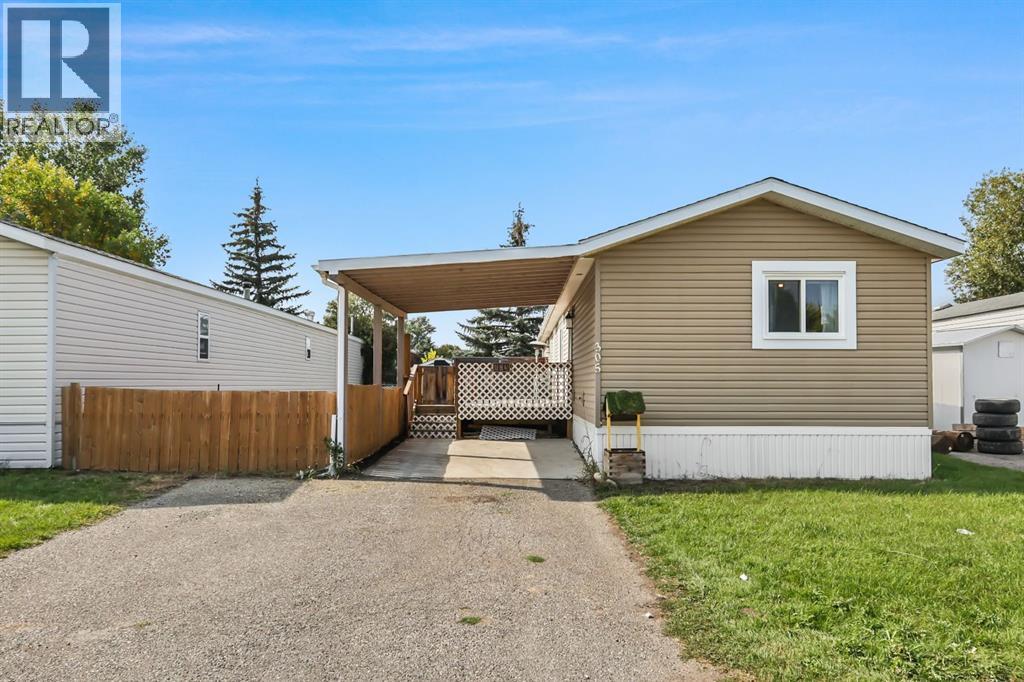 305 Stanley Avenue, Okotoks, Alberta  T1S 1M5 - Photo 2 - A2256943