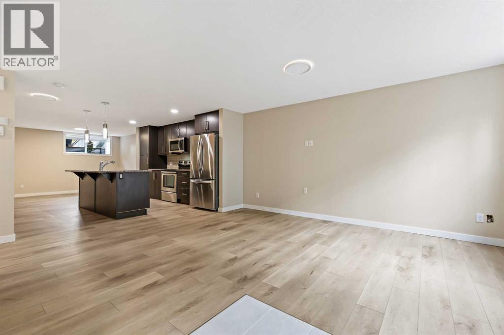 147 Mckenzie Towne Close Se, Calgary, Alberta  T2Z 1A7 - Photo 6 - A2263174
