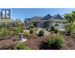 1000 Brookfield Cres French Creek, Parksville, Ca