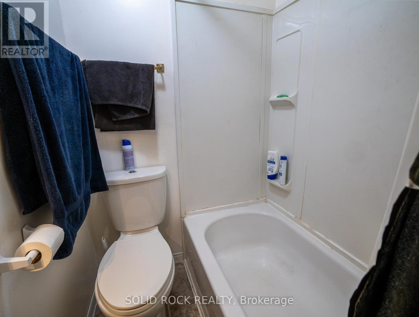 98 Elmsley Street N, Smiths Falls, Ontario  K7A 2H2 - Photo 12 - X12453280