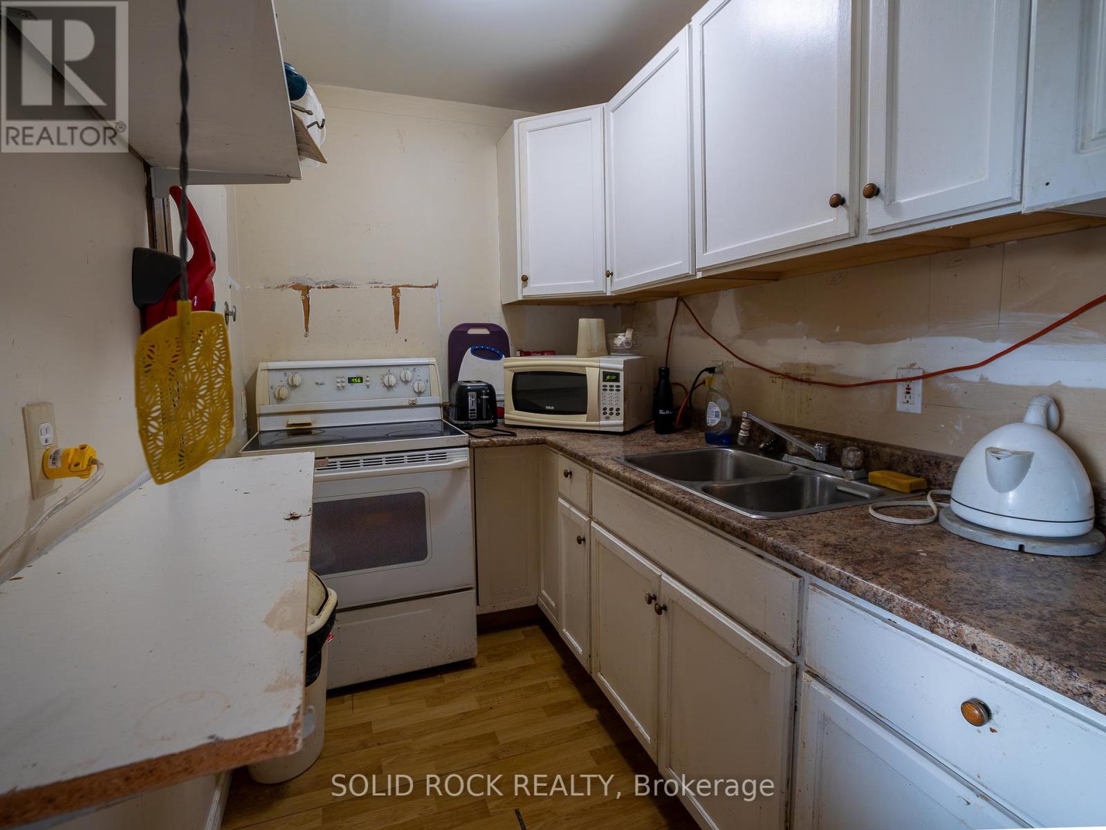 98 Elmsley Street N, Smiths Falls, Ontario  K7A 2H2 - Photo 17 - X12453280