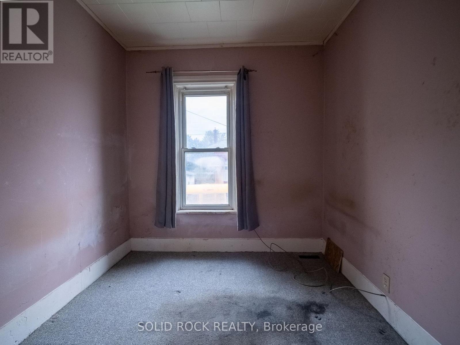 98 Elmsley Street N, Smiths Falls, Ontario  K7A 2H2 - Photo 20 - X12453280
