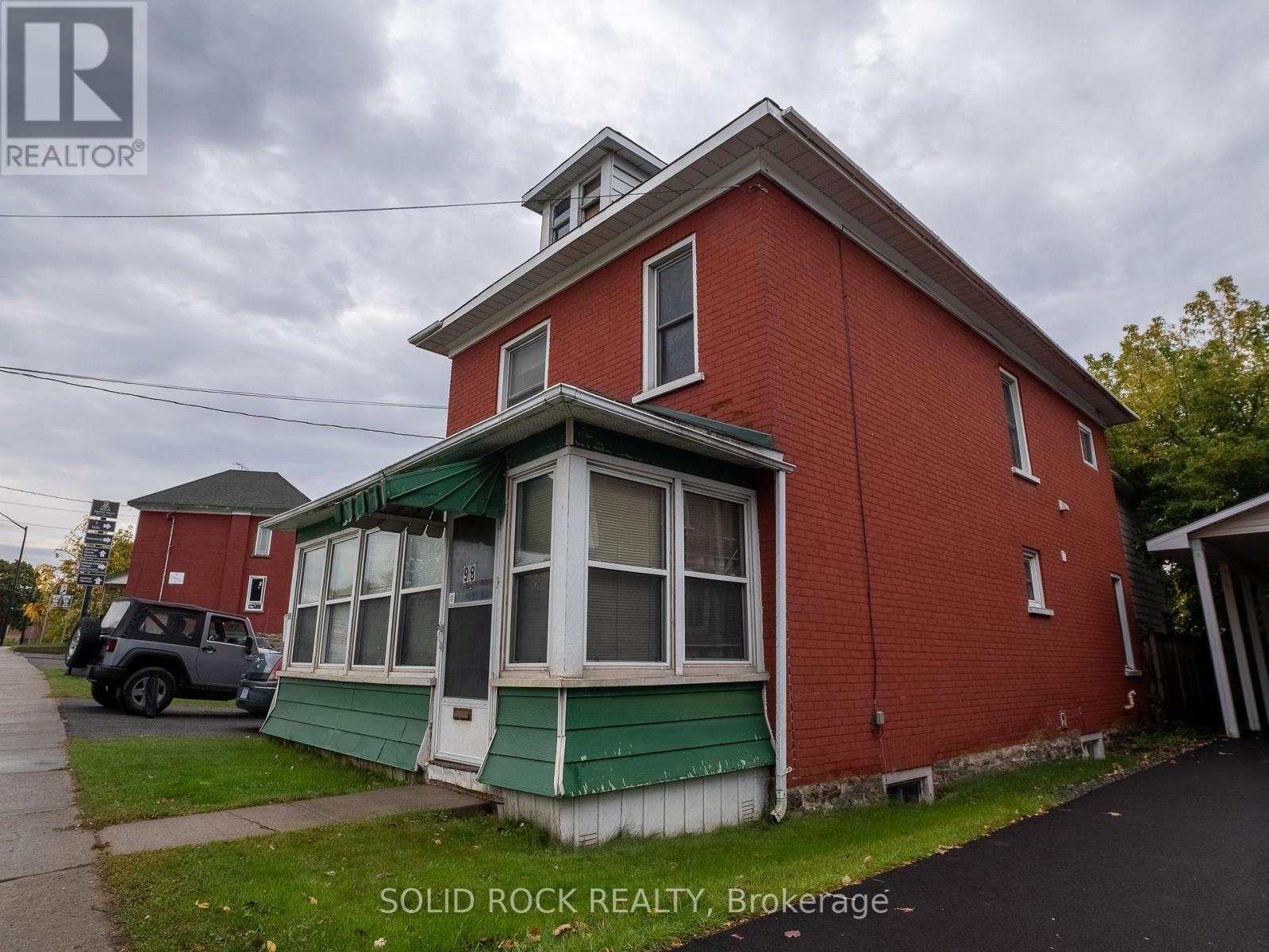 98 Elmsley Street N, Smiths Falls, Ontario  K7A 2H2 - Photo 3 - X12453280
