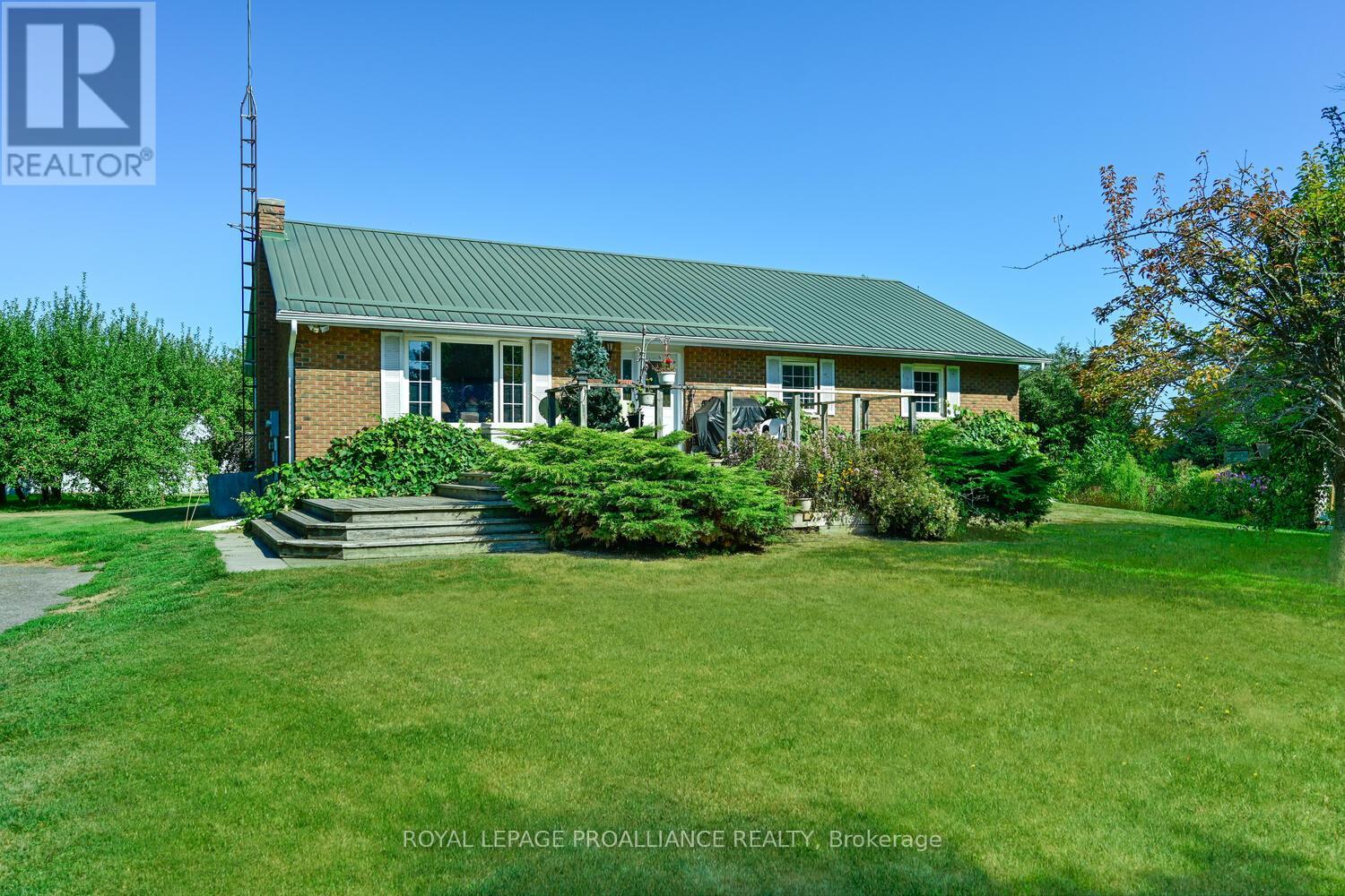 1844 County Road 2 Road, Edwardsburgh/cardinal, Ontario  K0E 1T1 - Photo 1 - X12453269