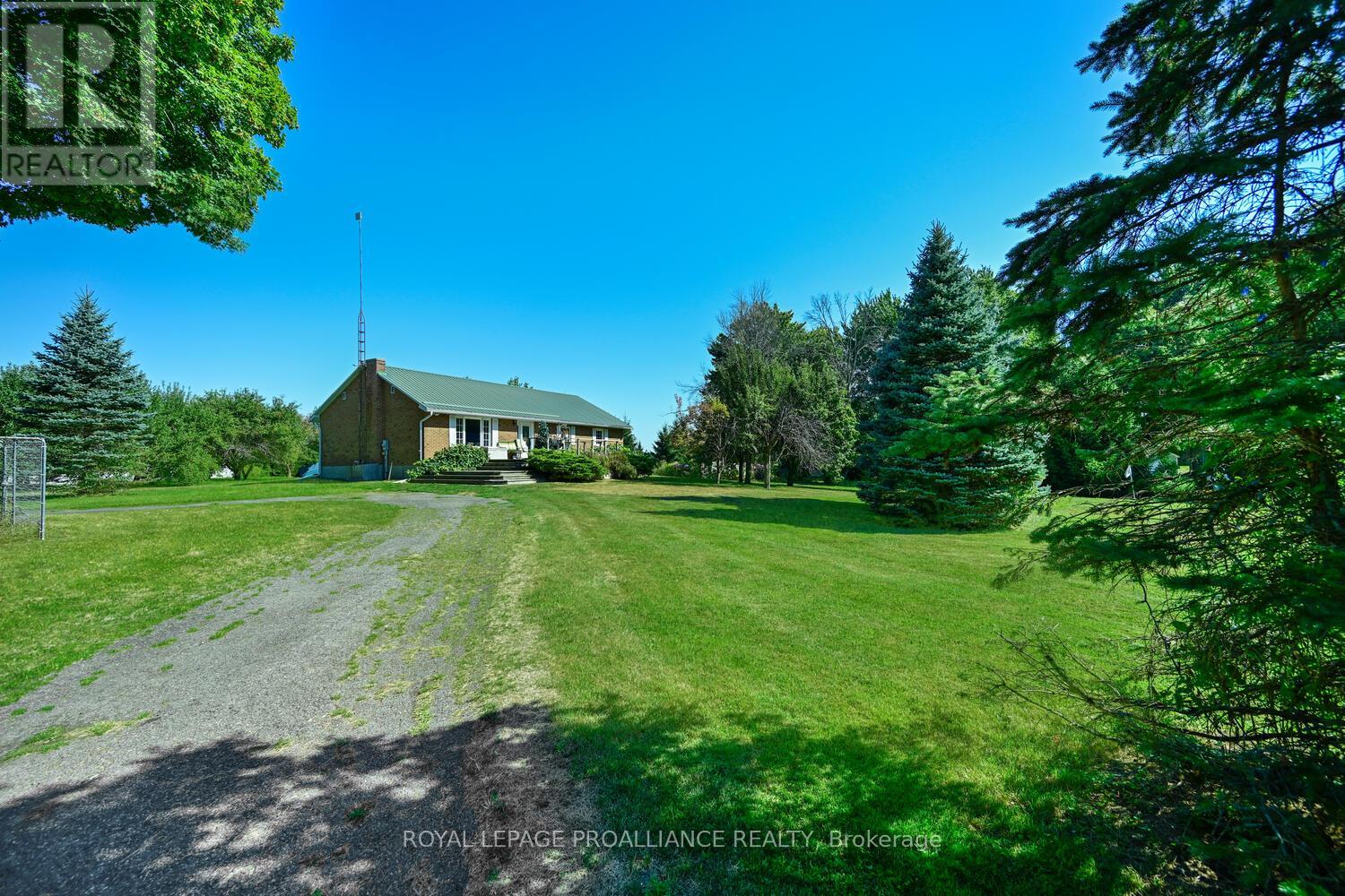 1844 County Road 2 Road, Edwardsburgh/cardinal, Ontario  K0E 1T1 - Photo 25 - X12453269