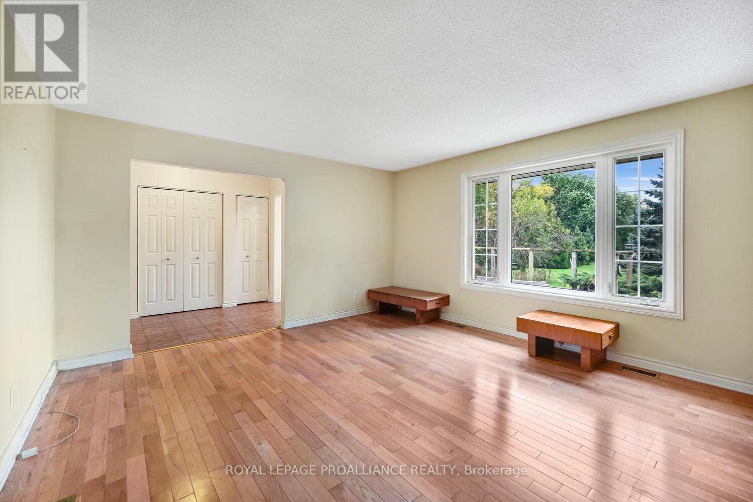 1844 County Road 2 Road, Edwardsburgh/cardinal, Ontario  K0E 1T1 - Photo 8 - X12453269