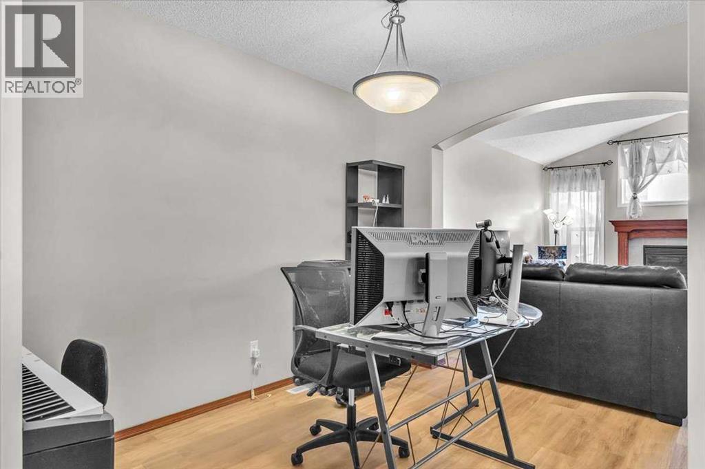 86 Silverado Range Heights Sw, Calgary, Alberta  T2X 0B8 - Photo 9 - A2256655