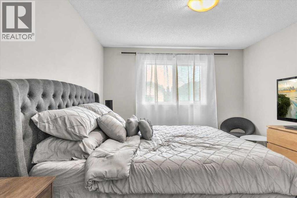 86 Silverado Range Heights Sw, Calgary, Alberta  T2X 0B8 - Photo 31 - A2256655