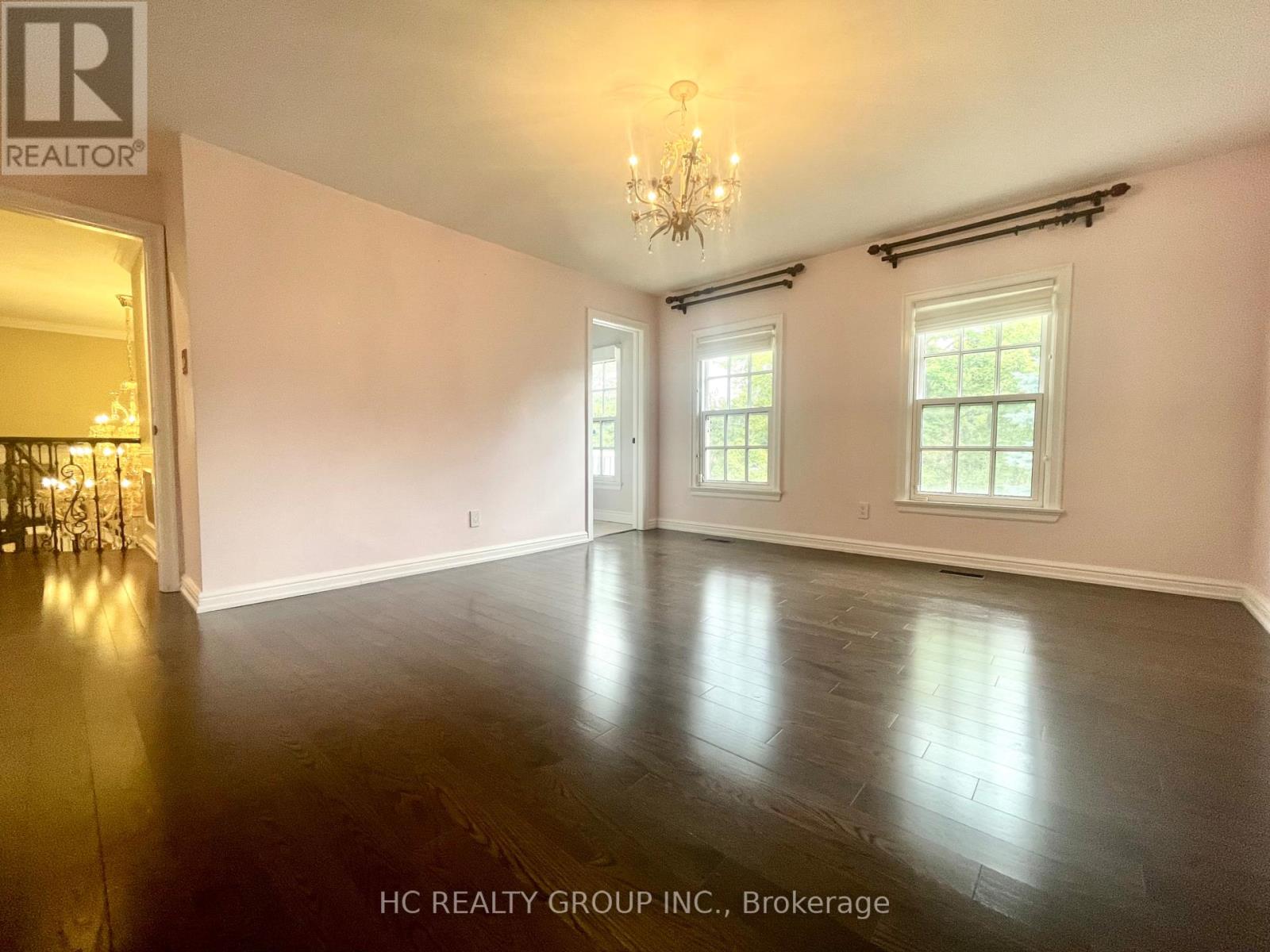 376 Banbury Road, Toronto, Ontario  M2L 2B9 - Photo 13 - C12453275