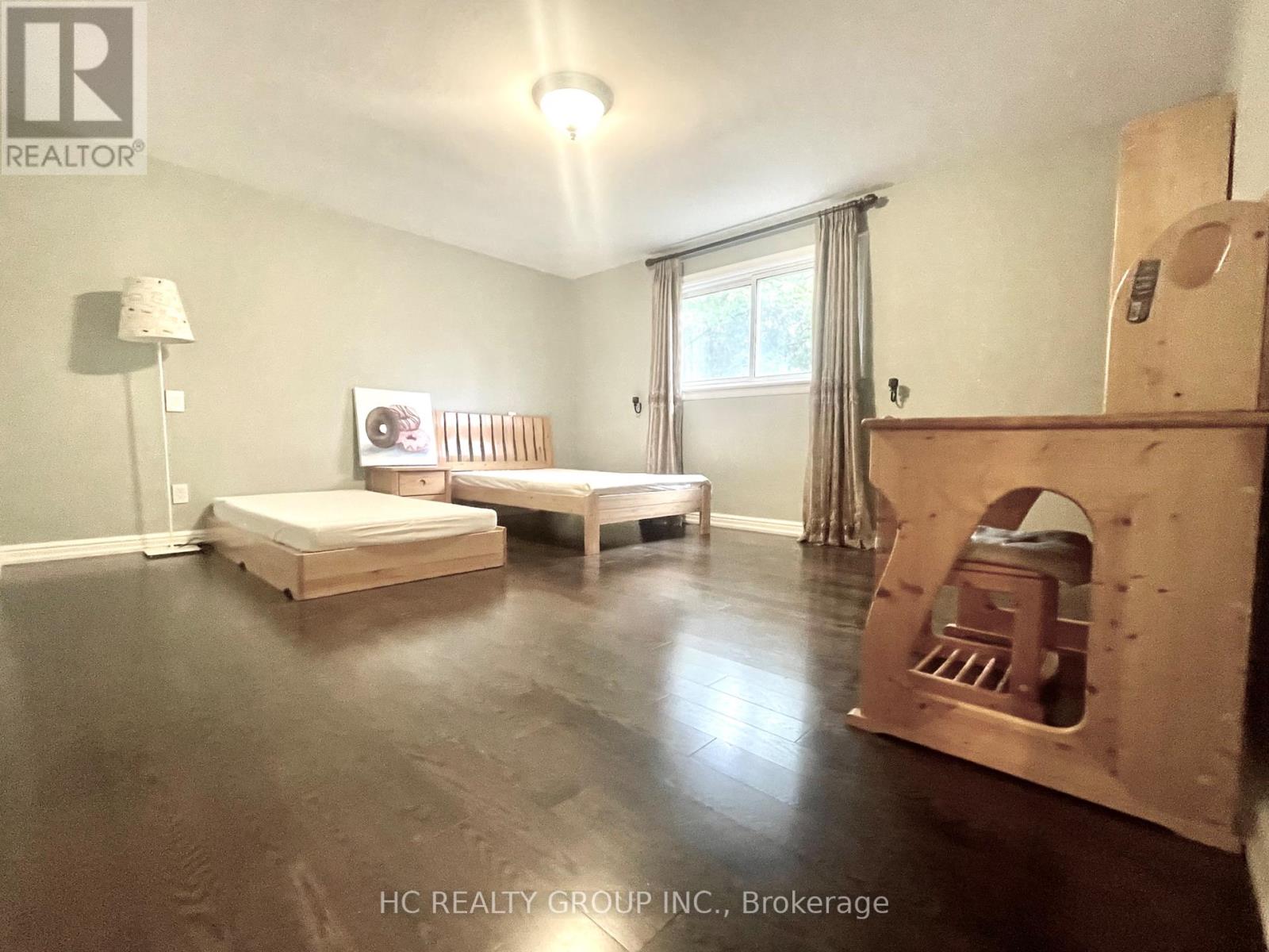 376 Banbury Road, Toronto, Ontario  M2L 2B9 - Photo 14 - C12453275