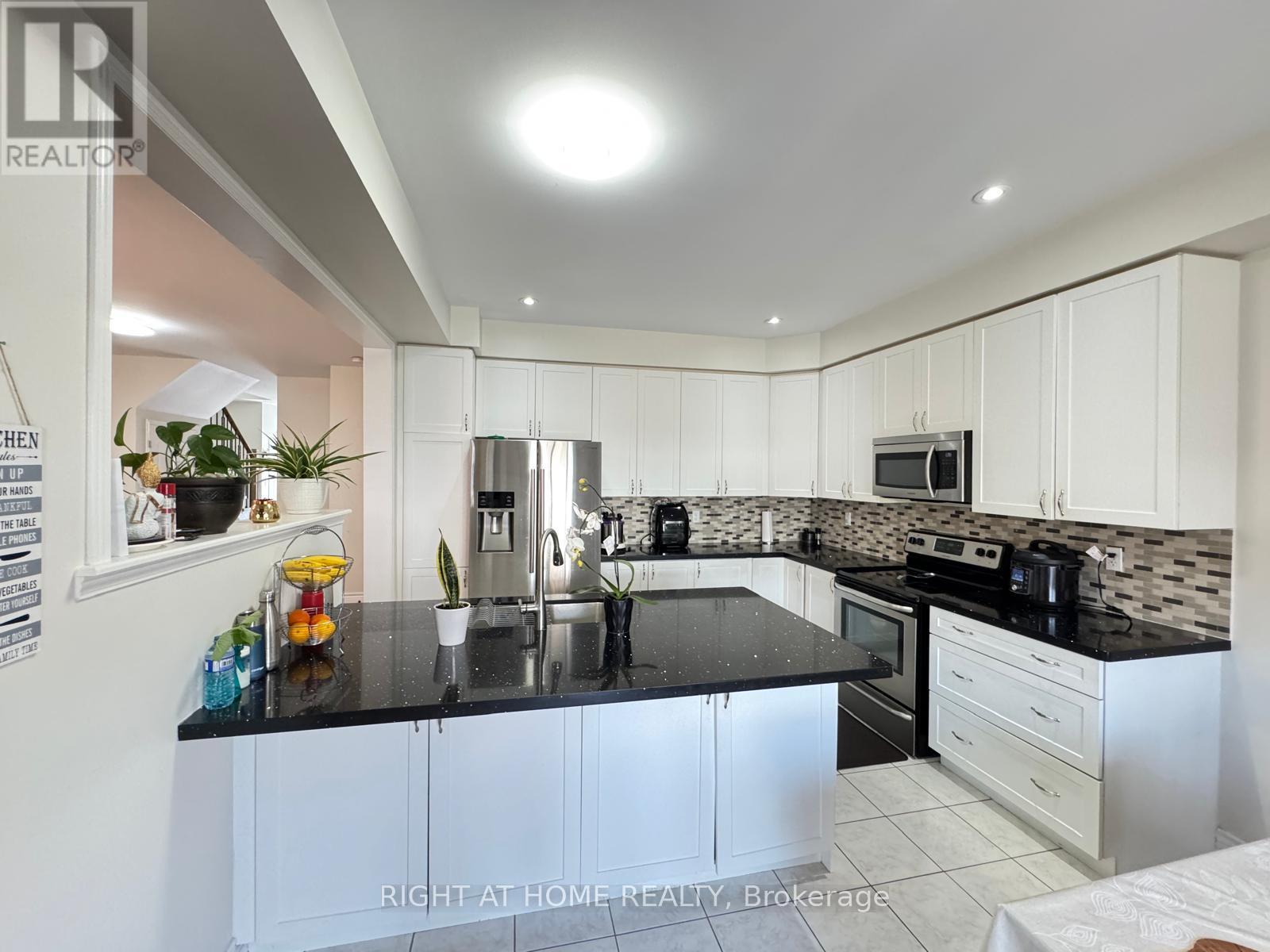 1947 Arborwood Drive, Oshawa, Ontario  L1K 0H6 - Photo 6 - E12453281