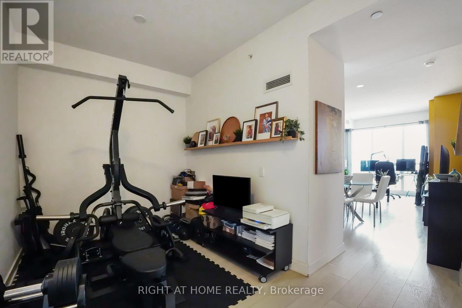 3106 - 2220 Lakeshore Boulevard W, Toronto, Ontario  M8V 0C1 - Photo 5 - W12453276