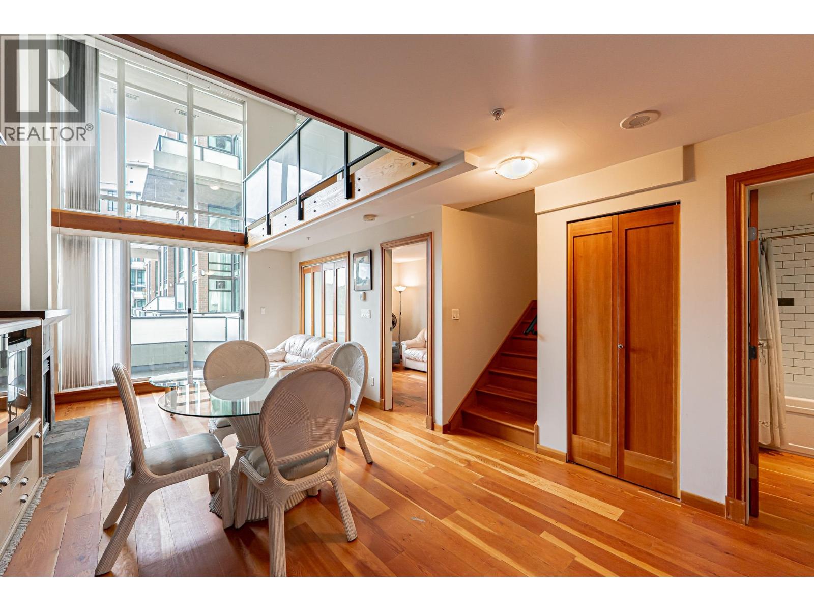 412 10 Renaissance Square, New Westminster, British Columbia  V3M 7B1 - Photo 12 - R3056171