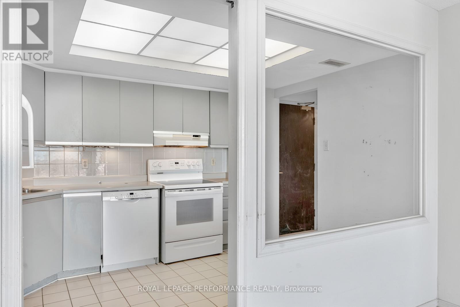 1603 - 160 George Street, Ottawa, Ontario  K1N 9M2 - Photo 14 - X12453294