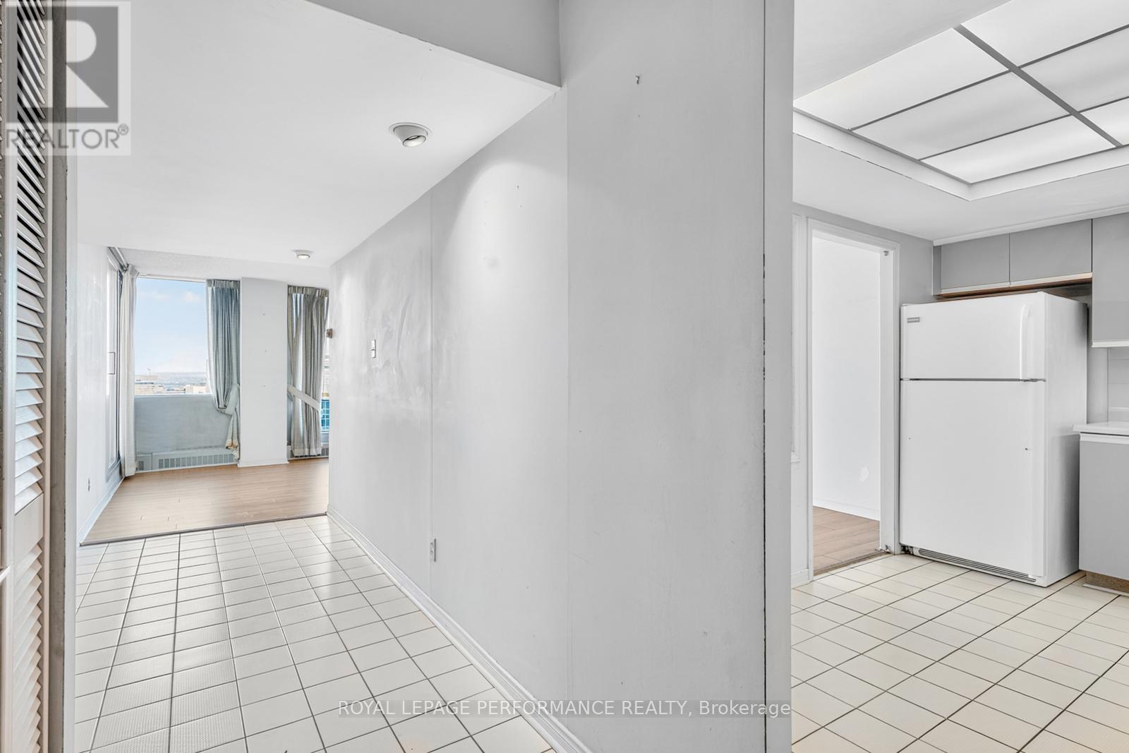 1603 - 160 George Street, Ottawa, Ontario  K1N 9M2 - Photo 5 - X12453294