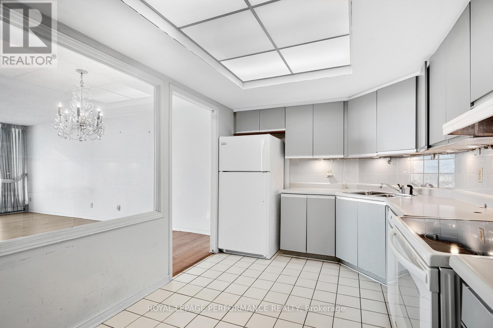 1603 - 160 George Street, Ottawa, Ontario  K1N 9M2 - Photo 6 - X12453294