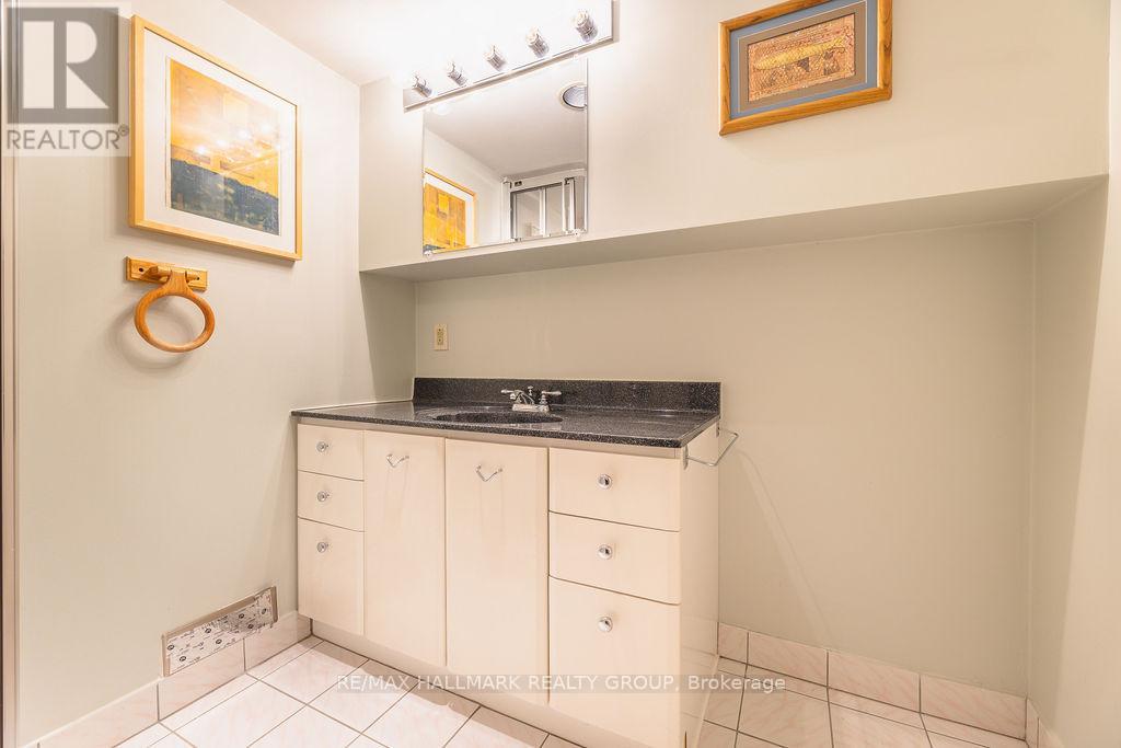59 Kenilworth Street, Ottawa, Ontario  K1Y 3Y5 - Photo 34 - X12453295